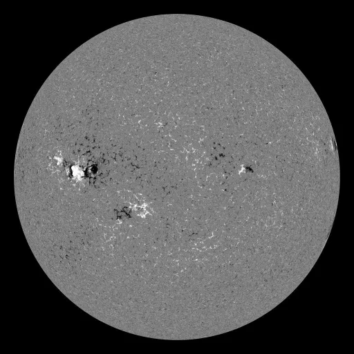 Solar Magnetic Fields