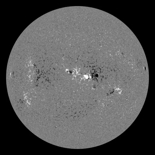 Solar Magnetic Fields