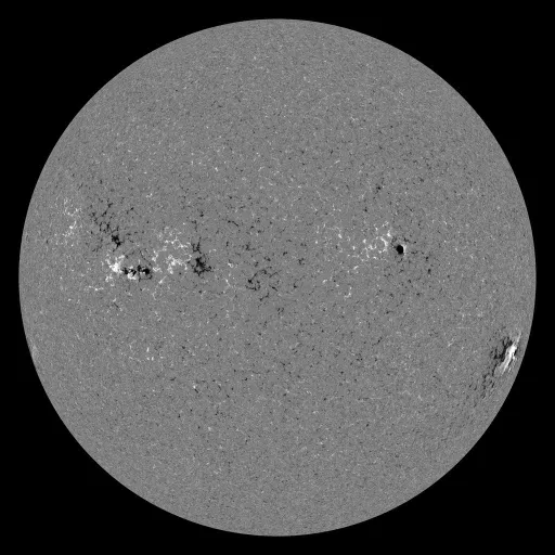 Solar Magnetic Fields