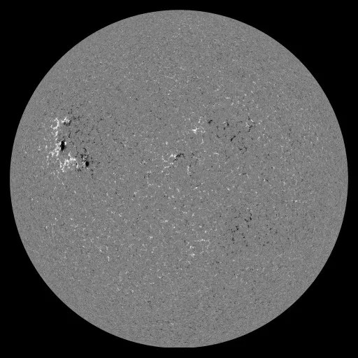Solar Magnetic Fields