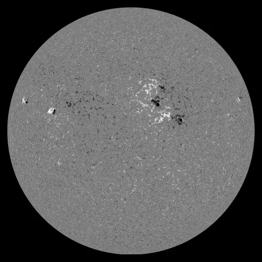 Solar Magnetic Fields