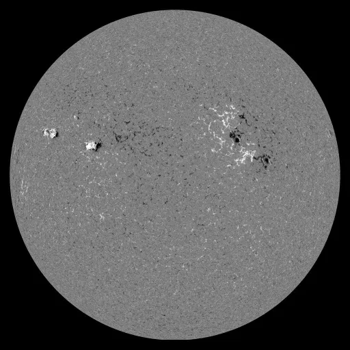 Solar Magnetic Fields