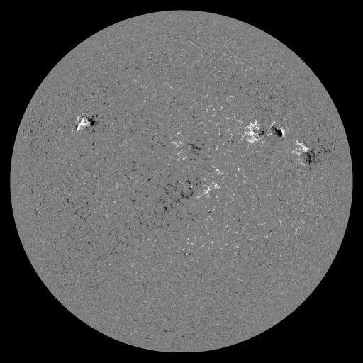 Solar Magnetic Fields