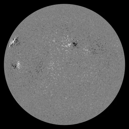 Solar Magnetic Fields