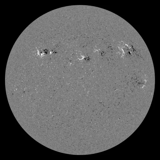 Solar Magnetic Fields
