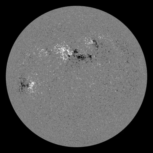 Solar Magnetic Fields