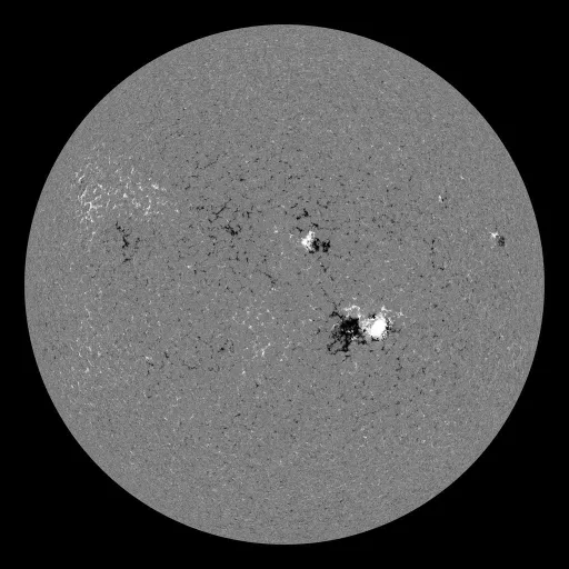 Solar Magnetic Fields