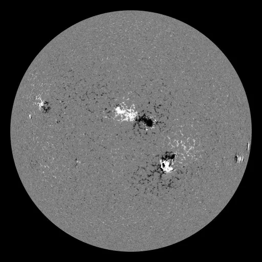 Solar Magnetic Fields