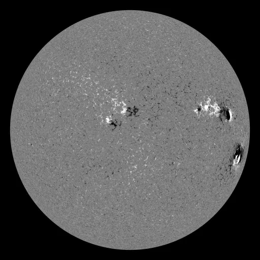 Solar Magnetic Fields