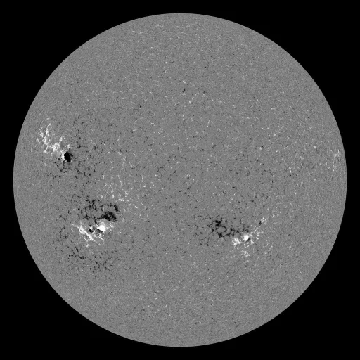 Solar Magnetic Fields