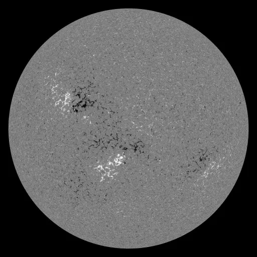 Solar Magnetic Fields