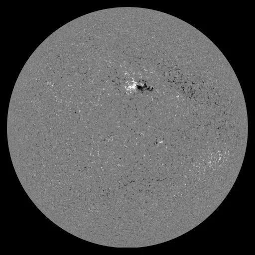 Solar Magnetic Fields