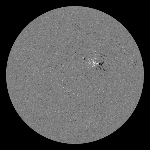 Solar Magnetic Fields