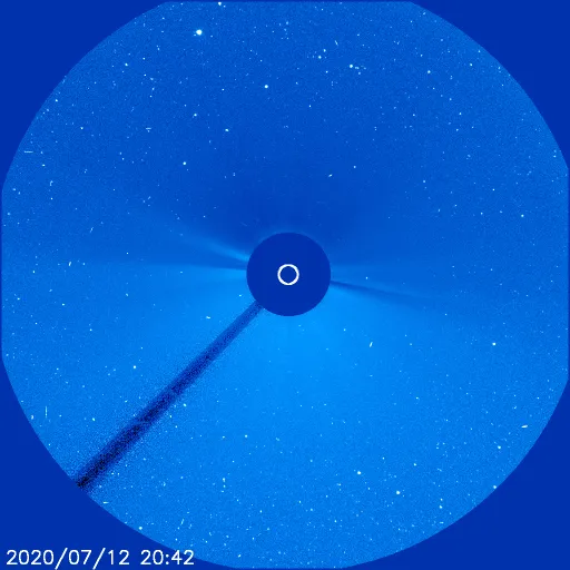 Дальняя корона Солнца