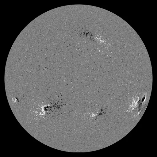 Solar Magnetic Fields