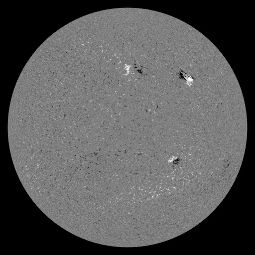 Solar Magnetic Fields