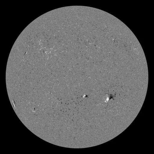 Solar Magnetic Fields