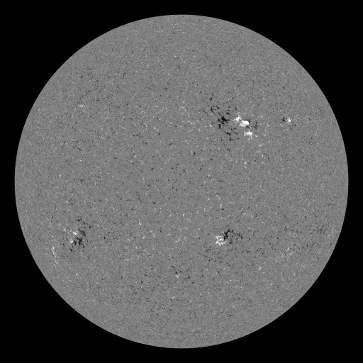 Solar Magnetic Fields