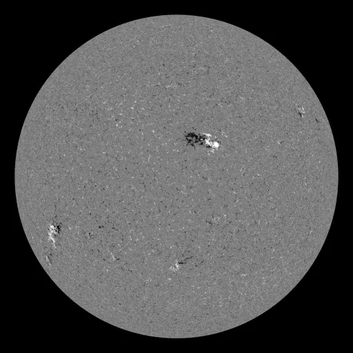 Solar Magnetic Fields