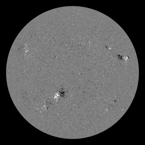 Solar Magnetic Fields