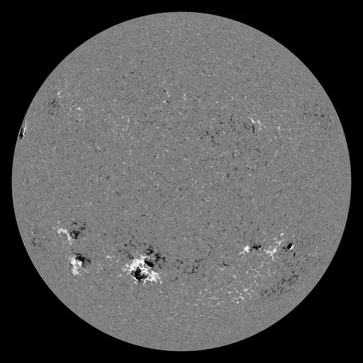 Solar Magnetic Fields