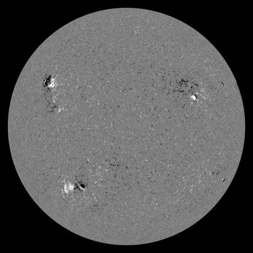 Solar Magnetic Fields