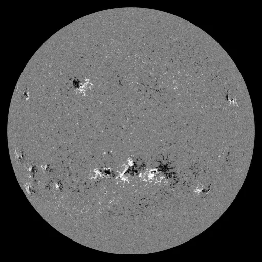 Solar Magnetic Fields