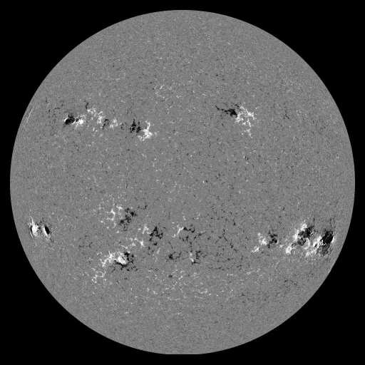 Solar Magnetic Fields
