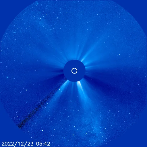 Дальняя корона Солнца