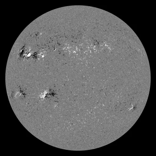 Solar Magnetic Fields