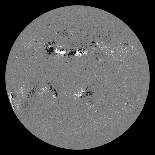 Solar Magnetic Fields