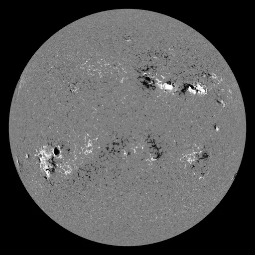 Solar Magnetic Fields
