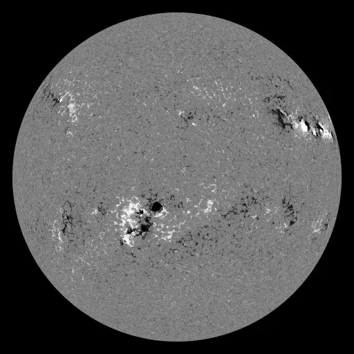 Solar Magnetic Fields