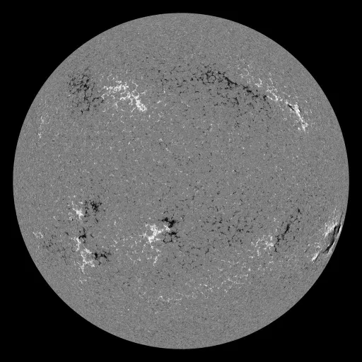 Solar Magnetic Fields