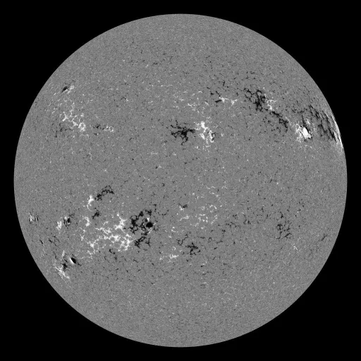 Solar Magnetic Fields