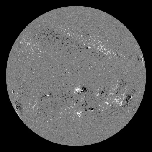 Solar Magnetic Fields