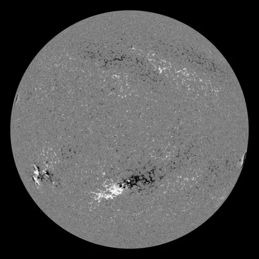 Solar Magnetic Fields