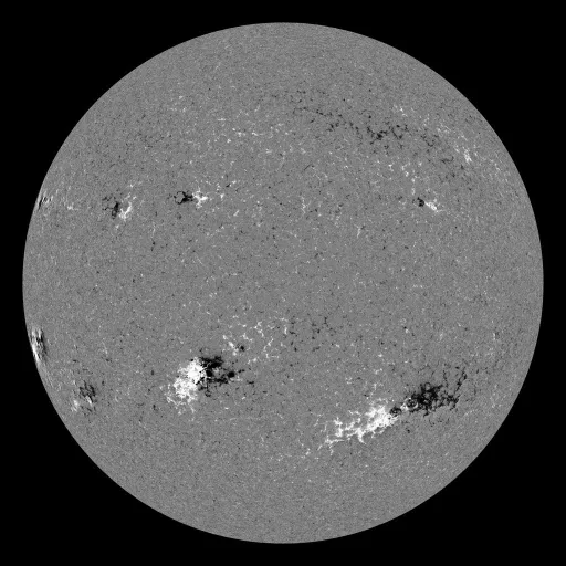 Solar Magnetic Fields