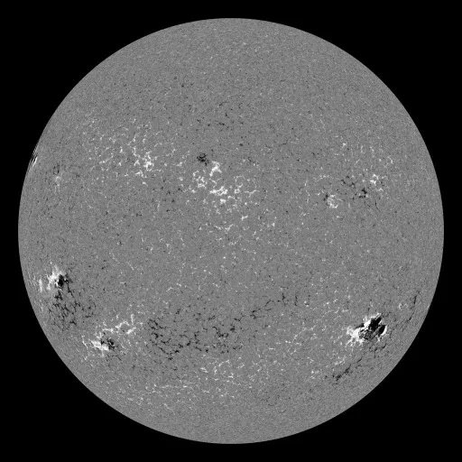 Solar Magnetic Fields