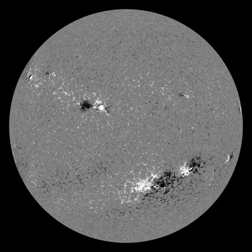 Solar Magnetic Fields