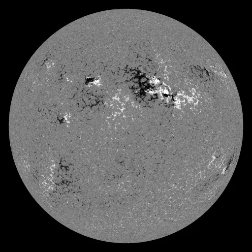 Solar Magnetic Fields