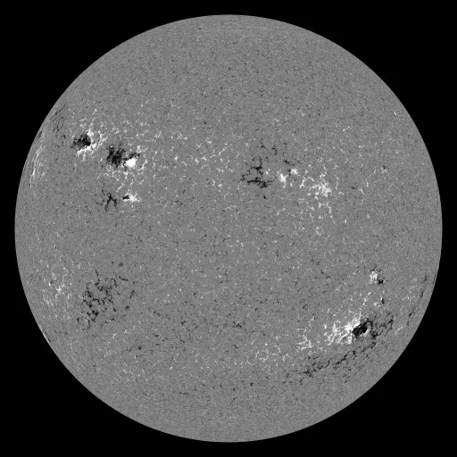 Solar Magnetic Fields
