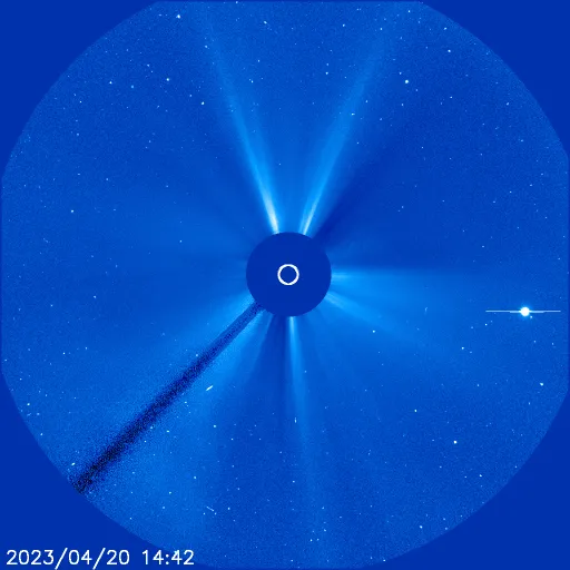 Outer Solar Corona