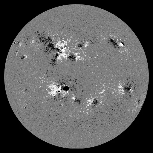Solar Magnetic Fields