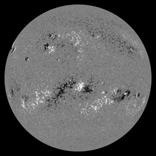 Solar Magnetic Fields