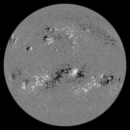 Solar Magnetic Fields