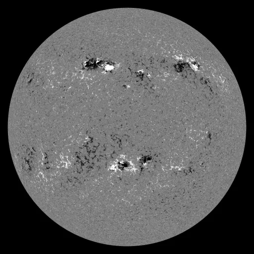 Solar Magnetic Fields