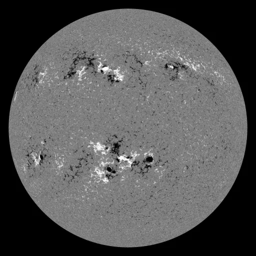 Solar Magnetic Fields