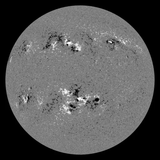 Solar Magnetic Fields