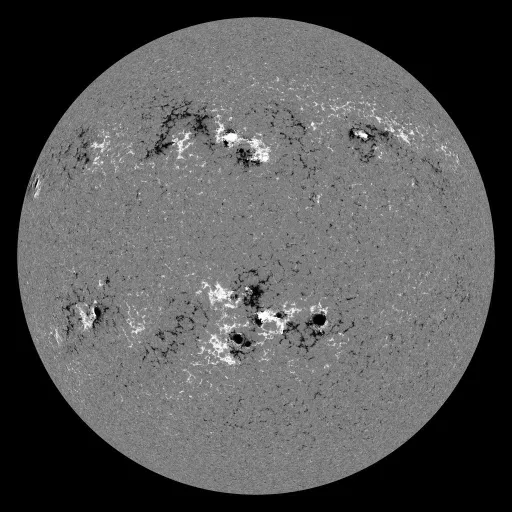 Solar Magnetic Fields